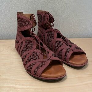 Gentle Souls by Kenneth Cole Becka Sandal